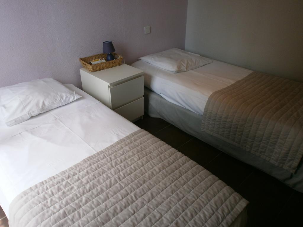 Hotel Restaurant La Fregate La Seyne-sur-Mer Kamer foto