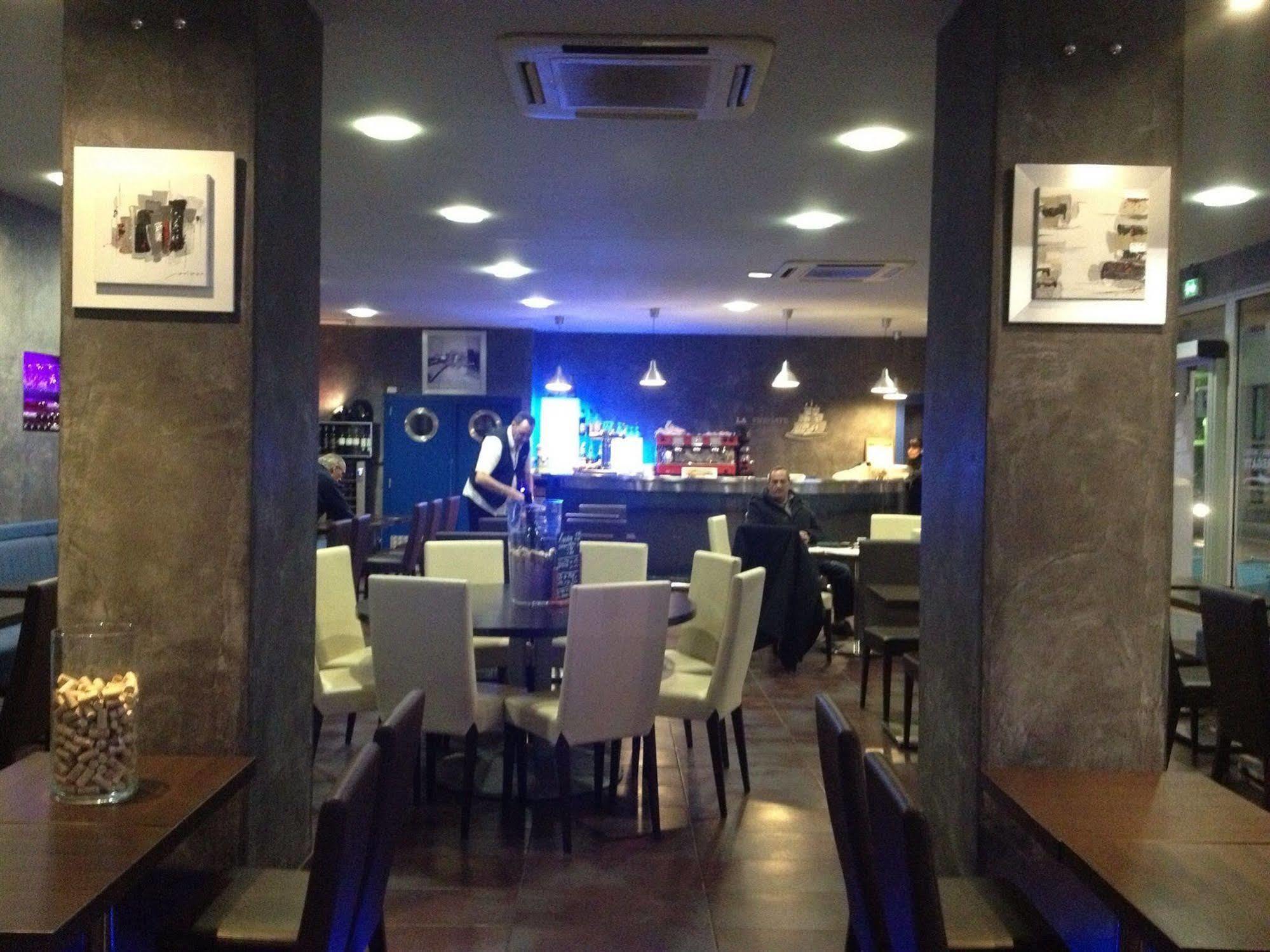 Hotel Restaurant La Fregate La Seyne-sur-Mer Buitenkant foto